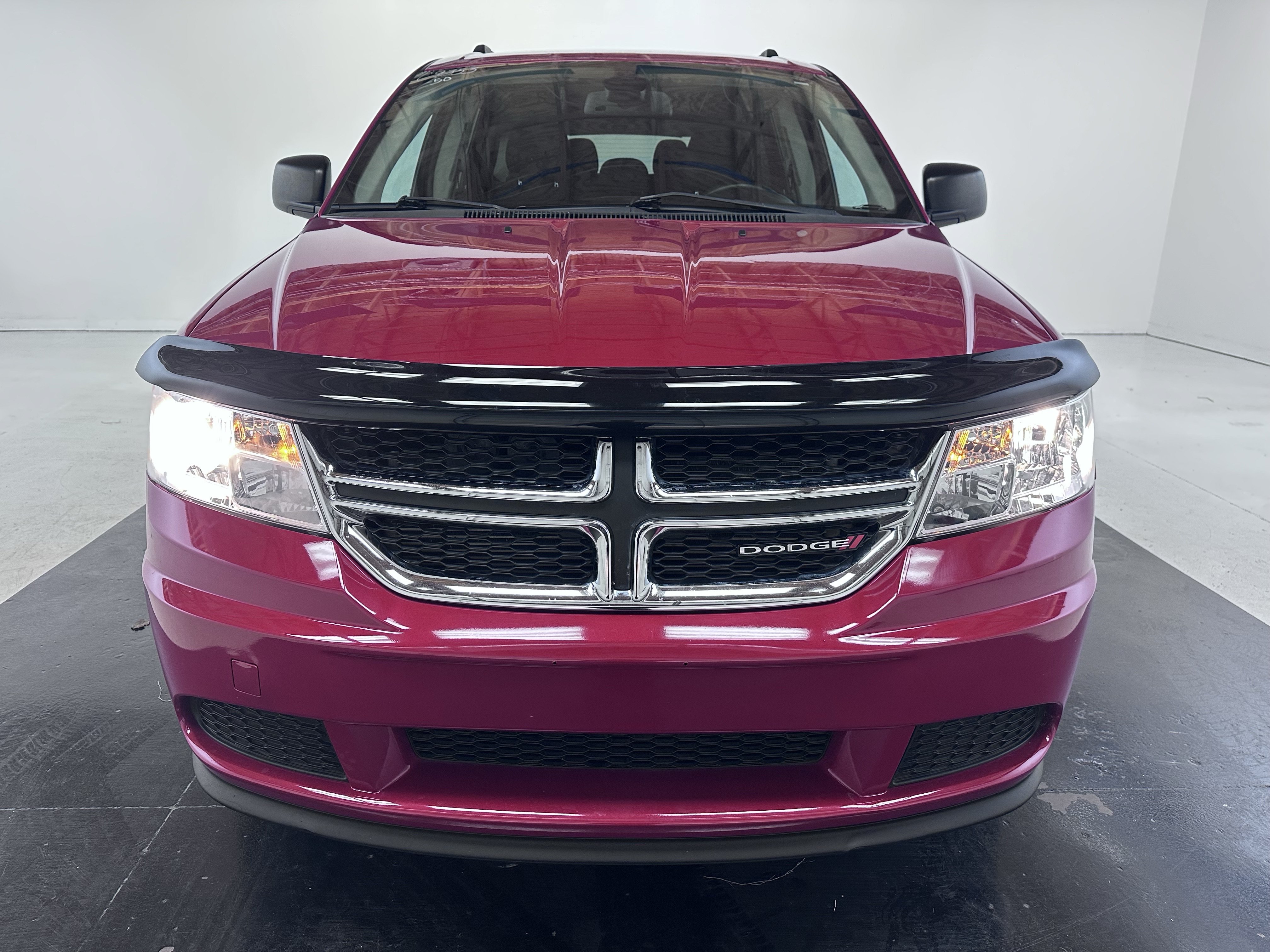 Used 2019 Dodge Journey SE FWD image 50