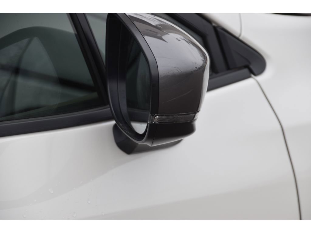 Used 2025 Subaru Crosstrek 2.0i Premium image 27