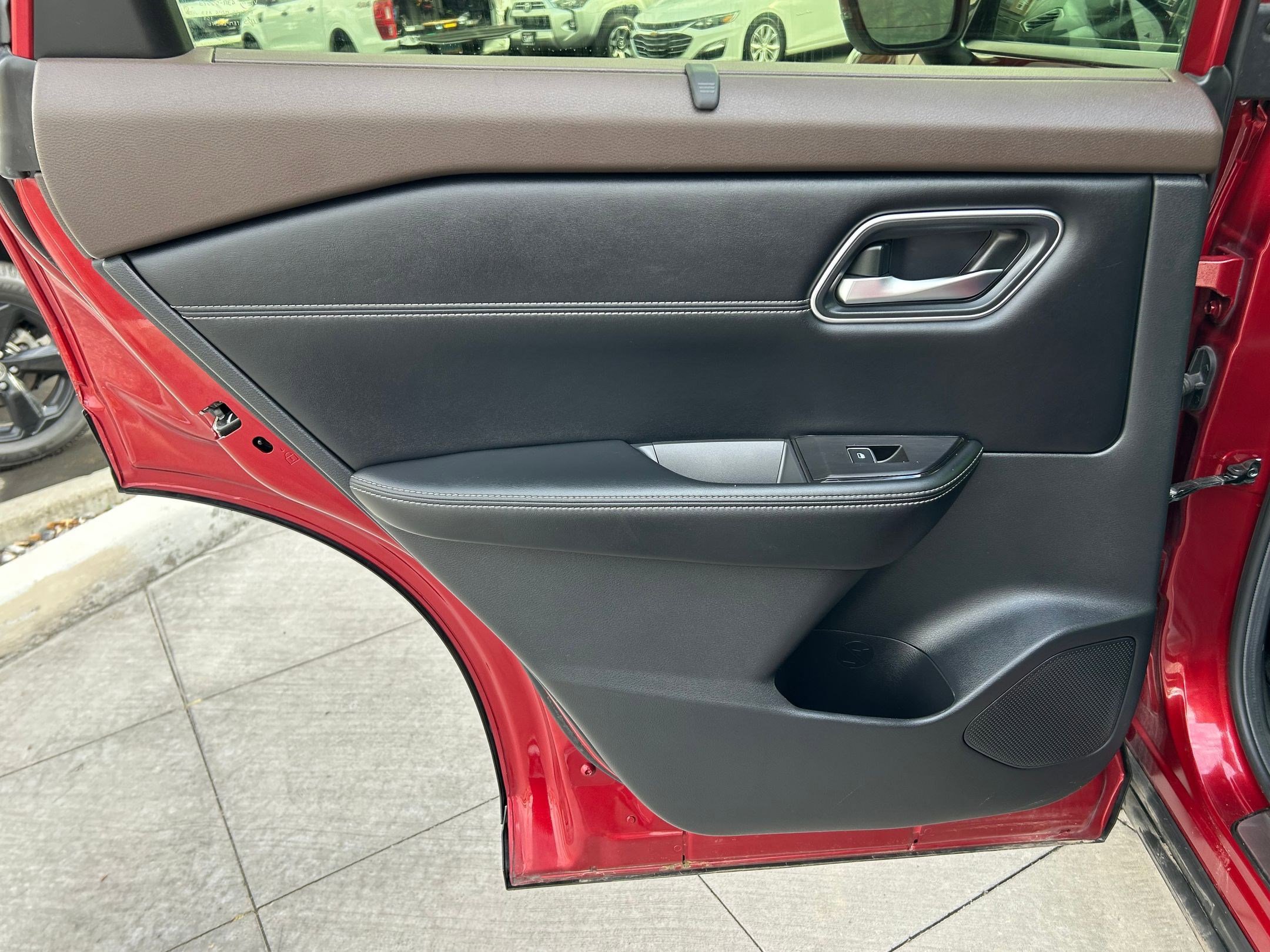 Used 2023 Nissan Rogue Platinum w/ Platinum Premium Package image 32