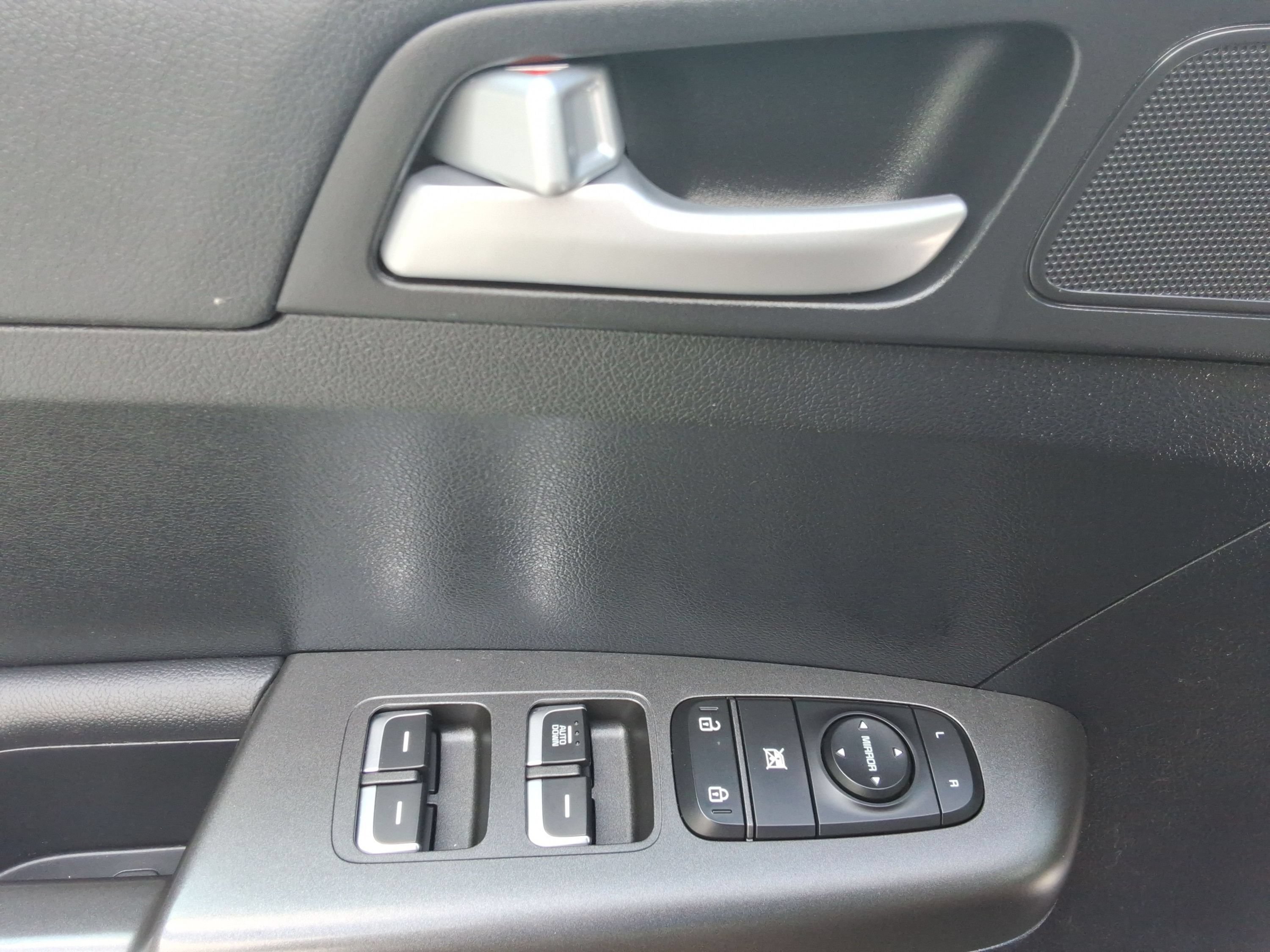 Used 2021 Kia Sportage LX FWD image 21