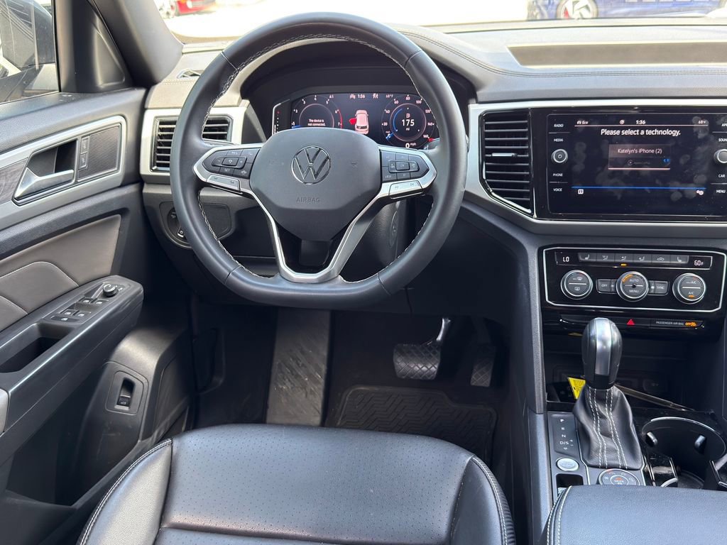 Used 2023 Volkswagen Atlas Cross Sport SE w/ Black Wheel Package image 26