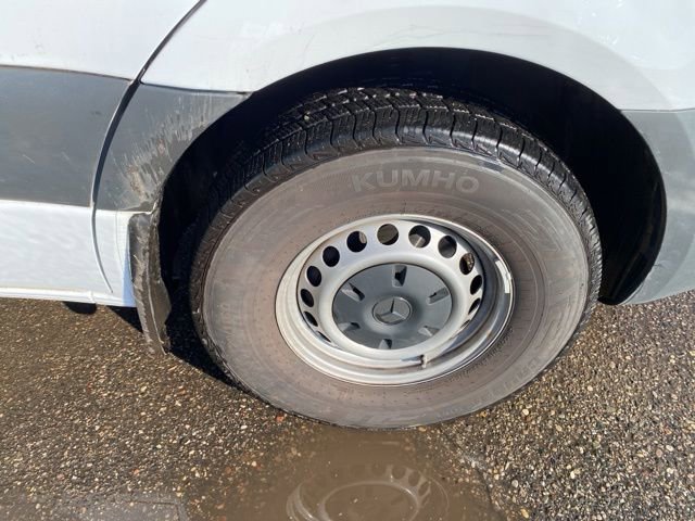 Used 2024 Mercedes-Benz Sprinter 2500 image 13