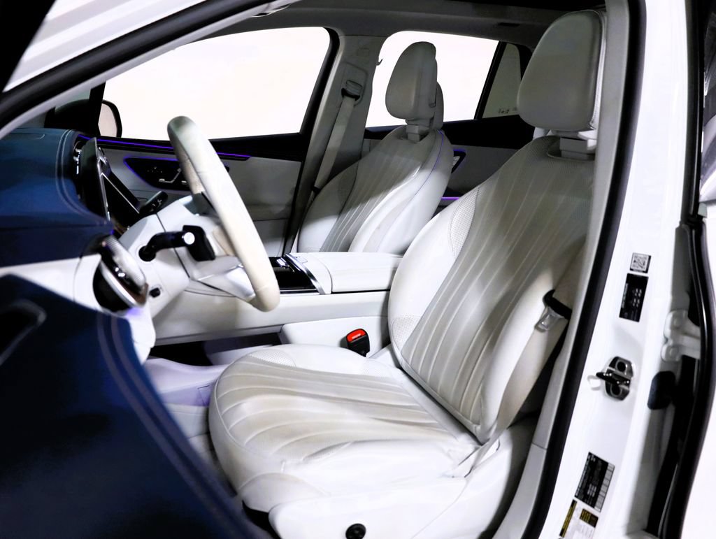 Certified 2023 Mercedes-Benz EQE 500 4MATIC SUV image 39