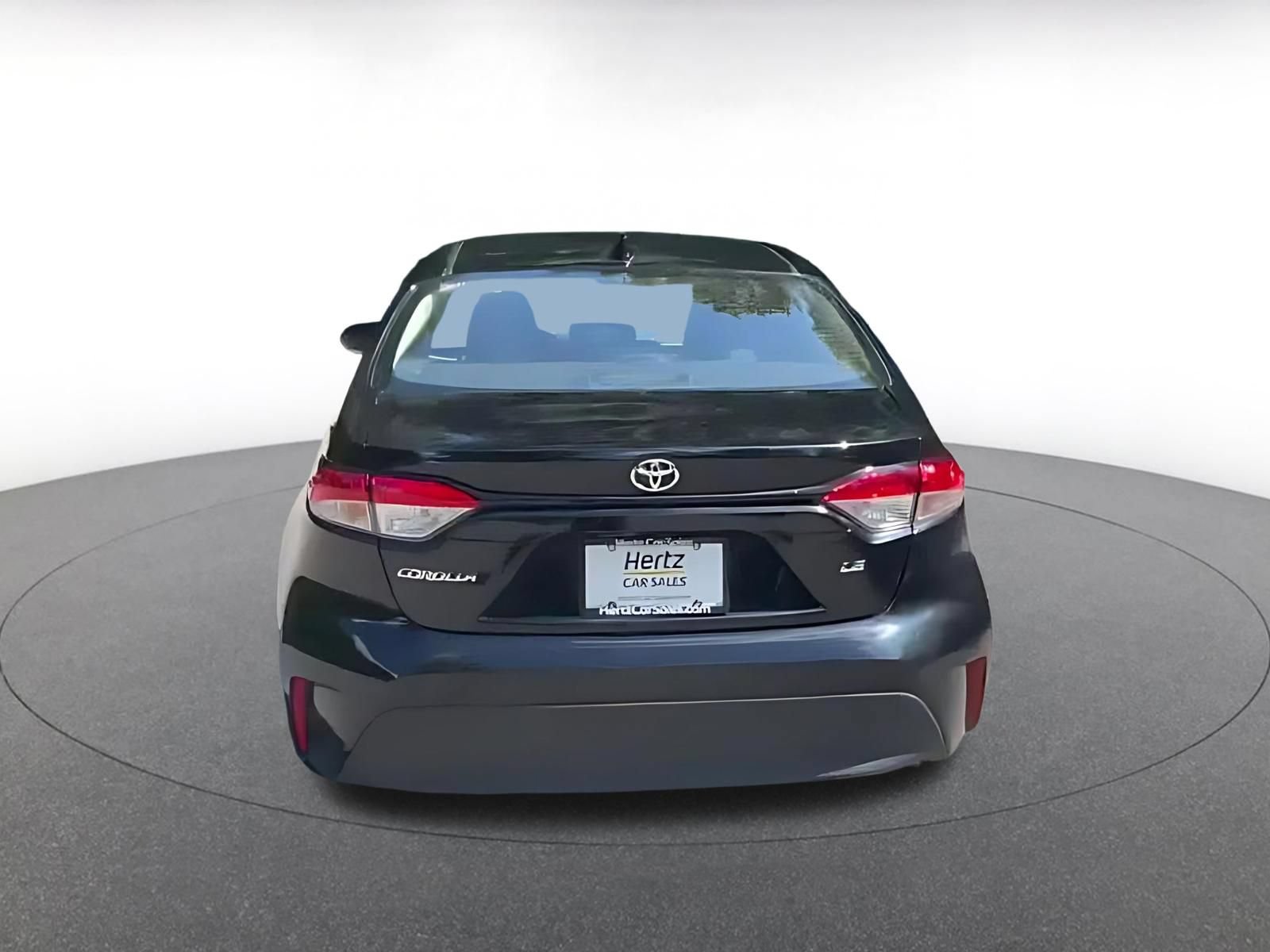 Used 2025 Toyota Corolla LE FWD image 10
