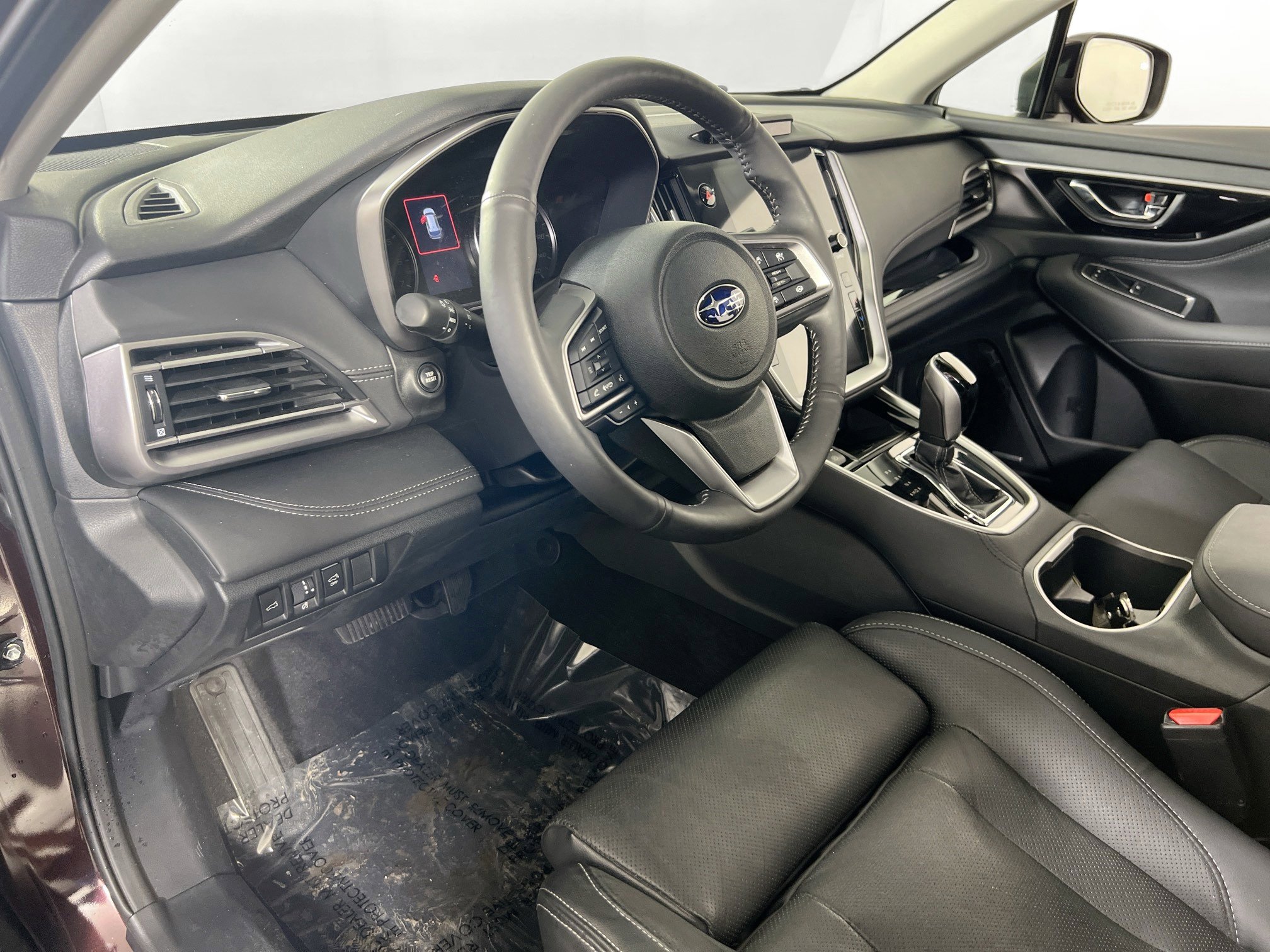 Used 2023 Subaru Outback Touring XT AWD/4WD image 9