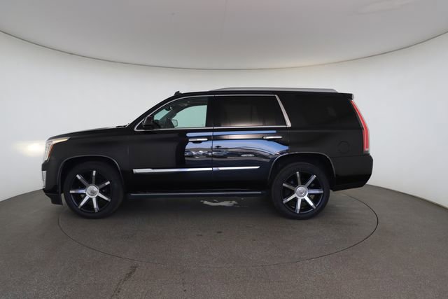 Used 2015 Cadillac Escalade Premium image 7