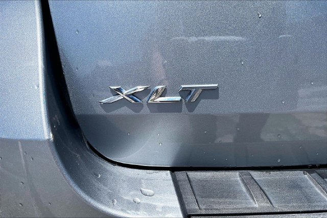 Used 2023 Ford Explorer XLT w/ Equipment Group 202A AWD/4WD image 24