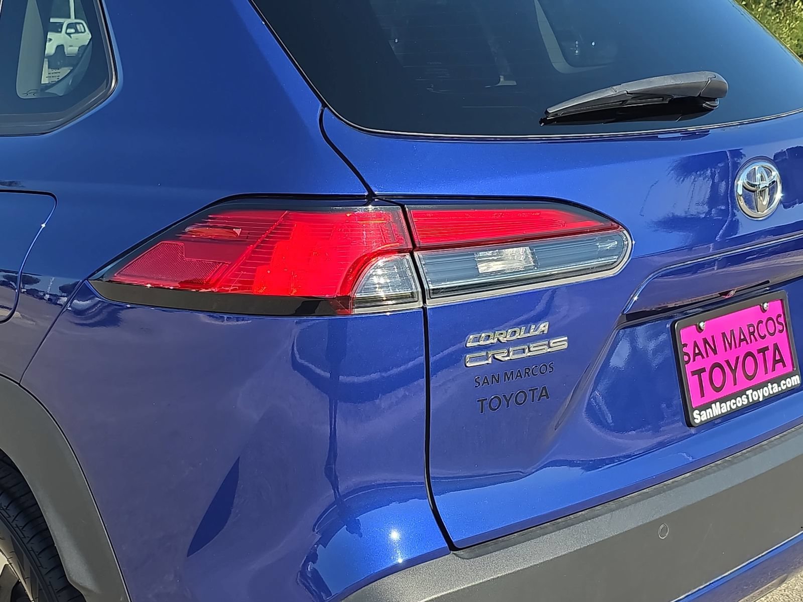Used 2023 Toyota Corolla Cross XLE w/ Convenience Package AWD/4WD image 30