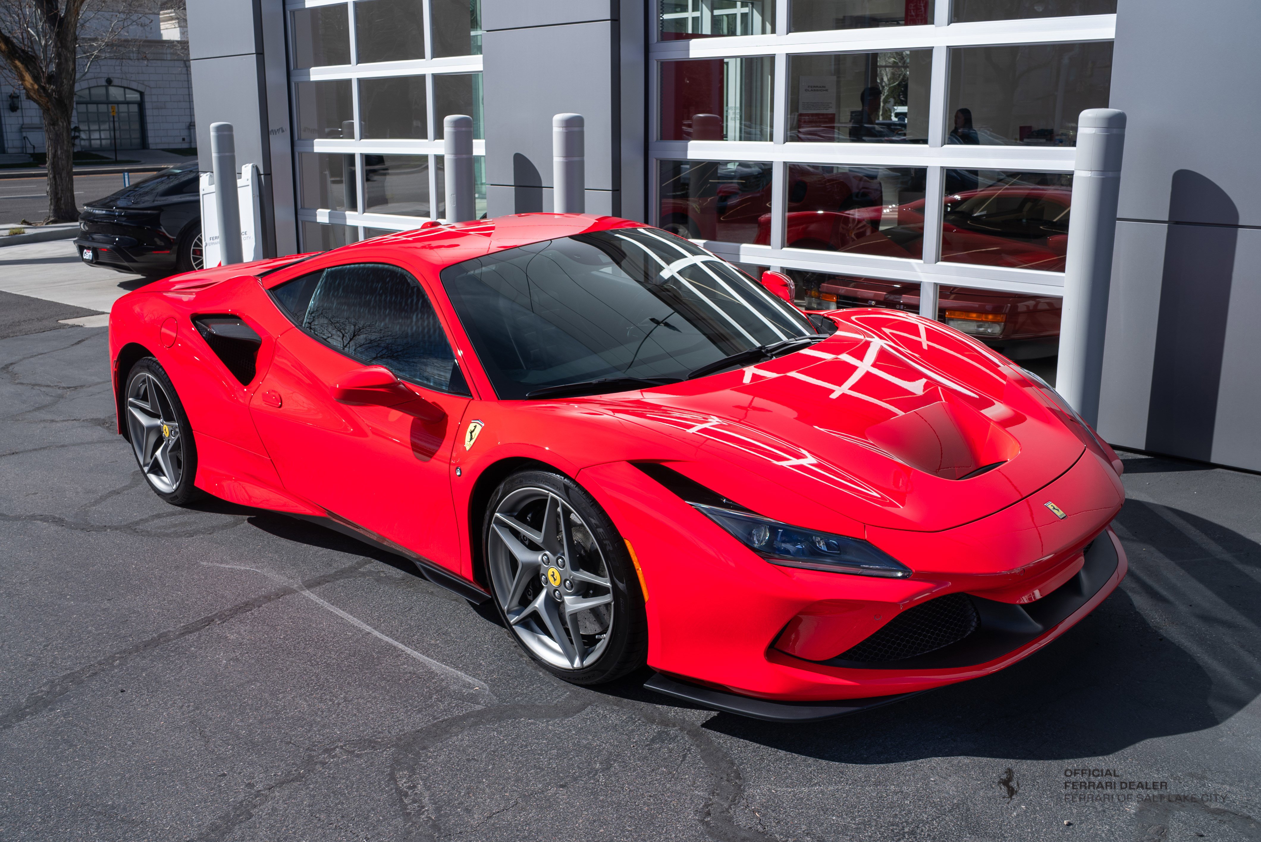 Used 2020 Ferrari F8 Tributo image 2