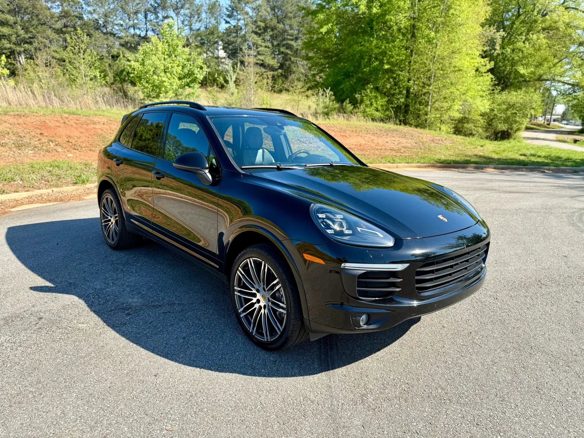 Used 2017 Porsche Cayenne image 8