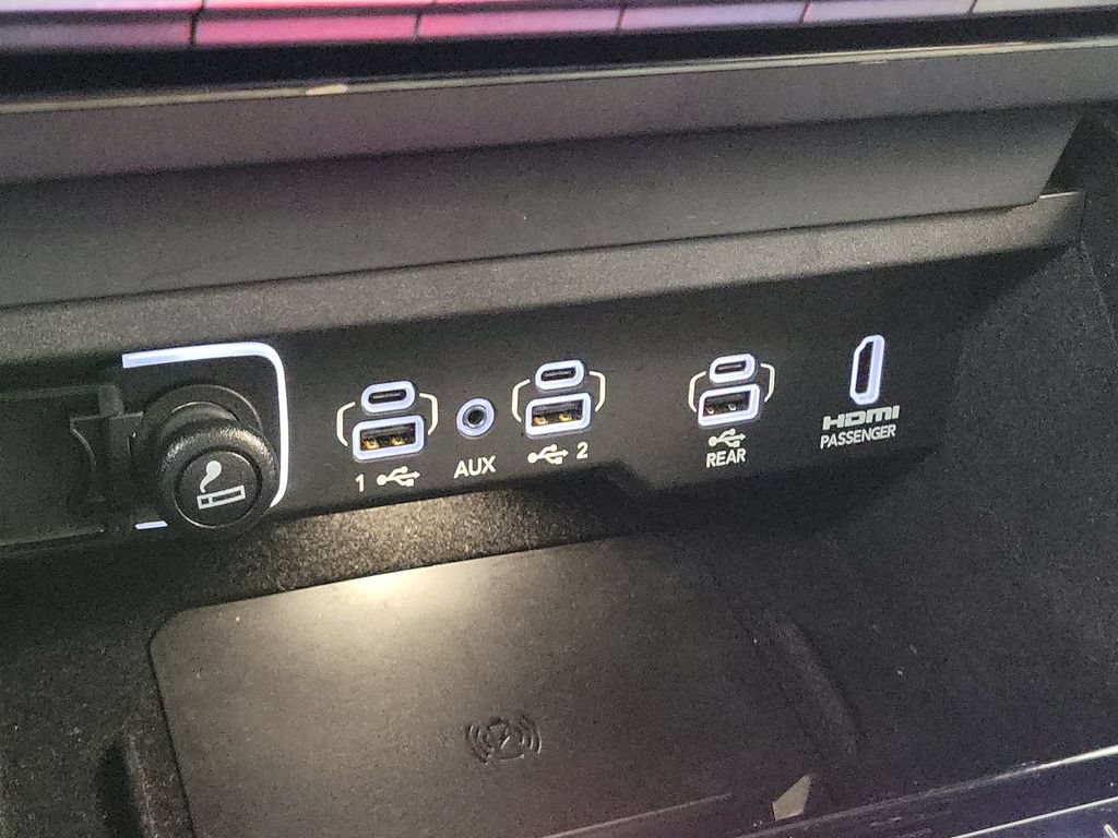 Used 2022 Jeep Grand Wagoneer Series III w/ Rear Seat Video Group 1 AWD/4WD image 23