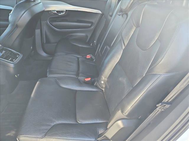 Used 2016 Volvo XC90 T6 Momentum image 20
