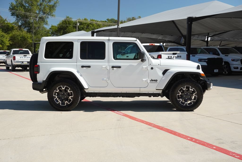 Used 2025 Jeep Wrangler Unlimited Sahara AWD/4WD image 6