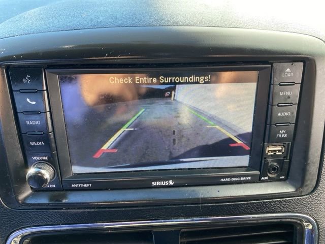 Used 2017 Dodge Grand Caravan SXT w/ Driver Convenience Group image 19