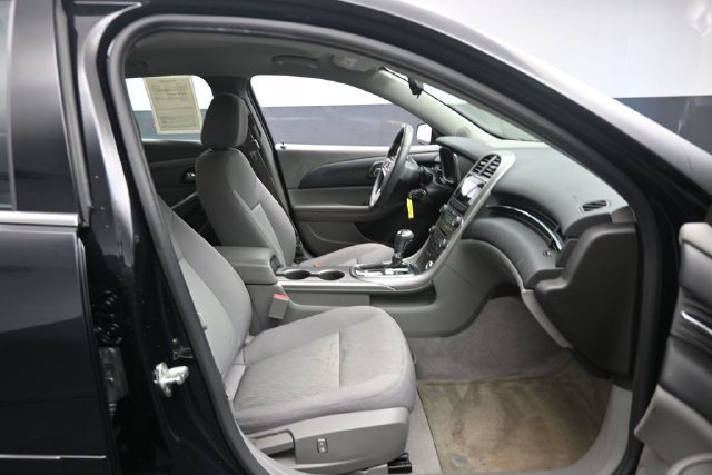 Used 2013 Chevrolet Malibu LS w/ Protection Package FWD image 21