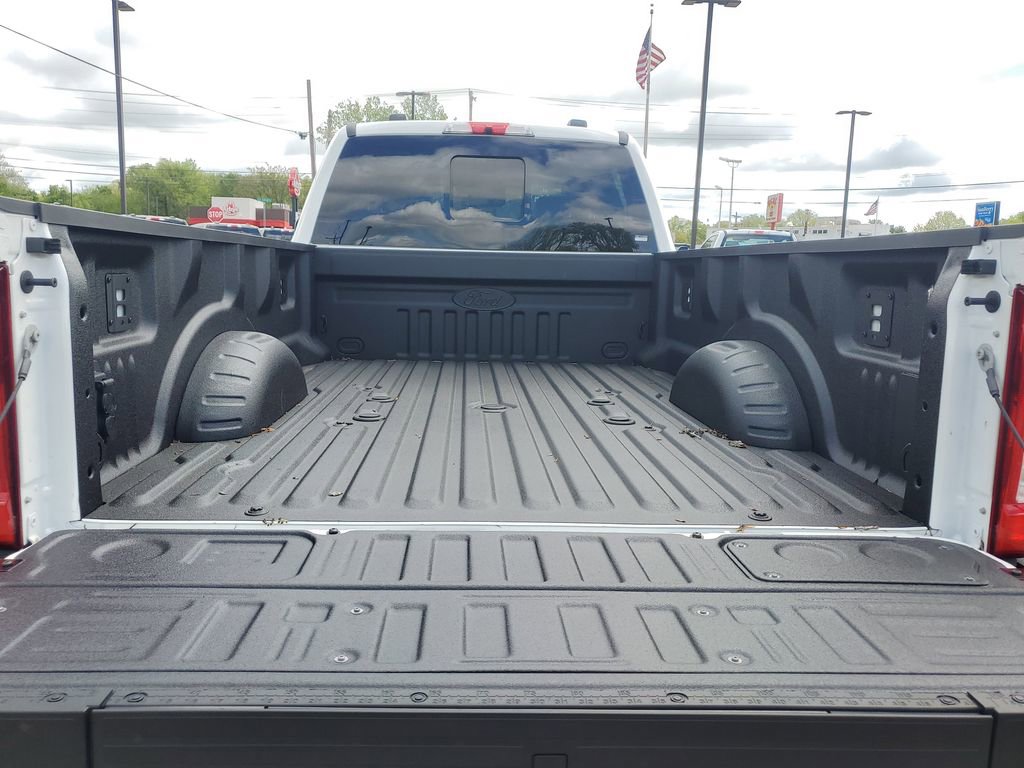 New 2025 Ford F350 Lariat w/ Lariat Ultimate Package image 9