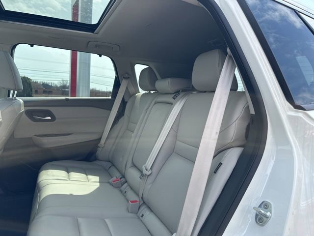 Used 2023 Nissan Rogue SL w/ SL Premium Package AWD/4WD image 11