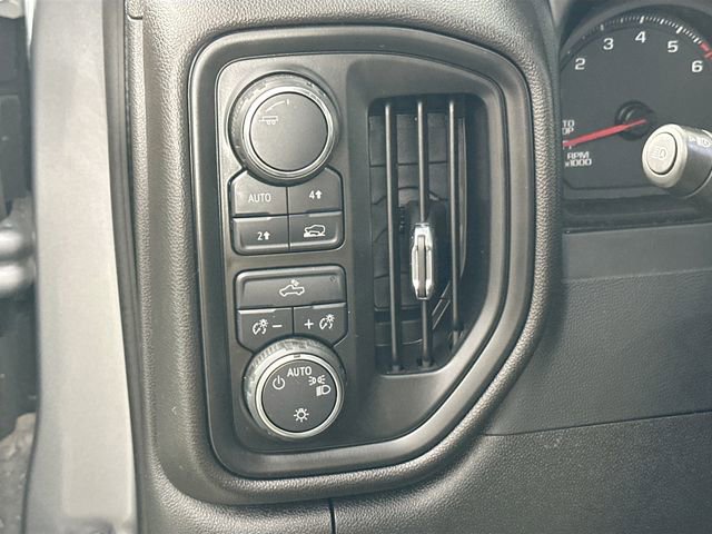 Used 2024 Chevrolet Silverado 1500 Custom image 19
