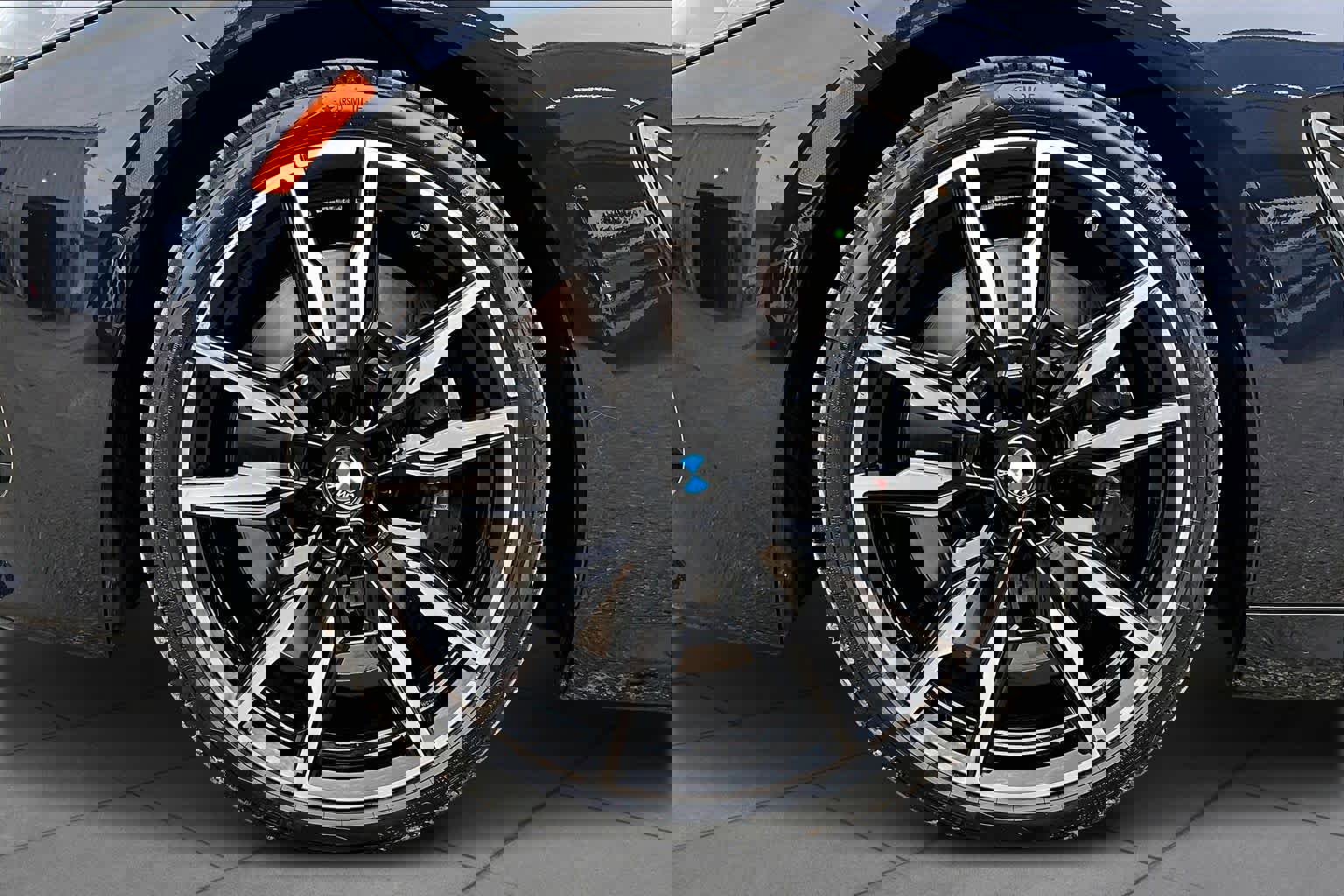 Used 2023 BMW M850i xDrive Convertible image 13