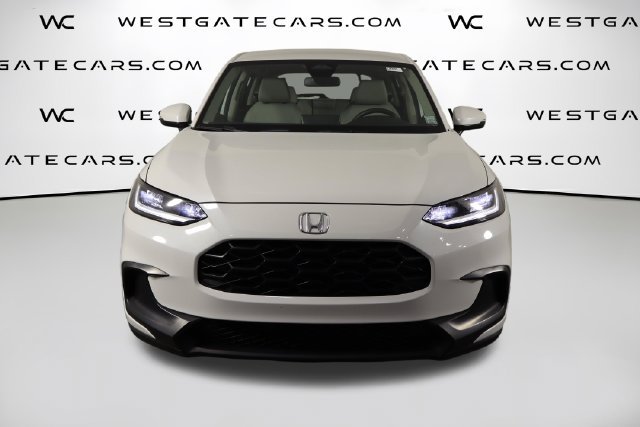 Used 2023 Honda HR-V LX image 2
