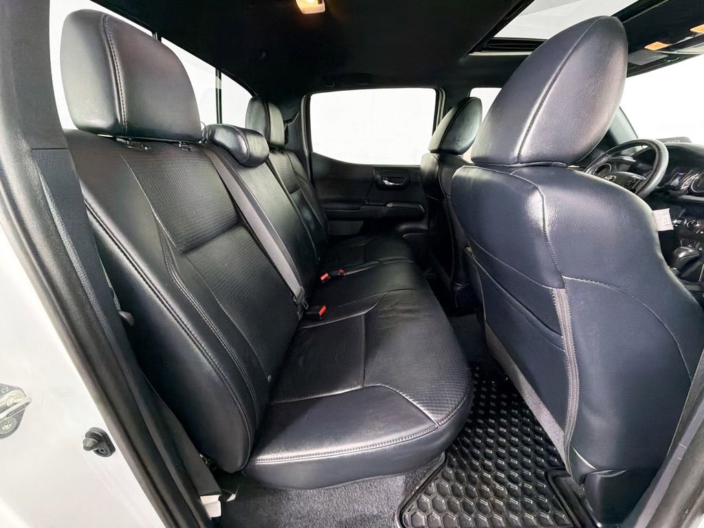 Used 2019 Toyota Tacoma TRD Sport image 27