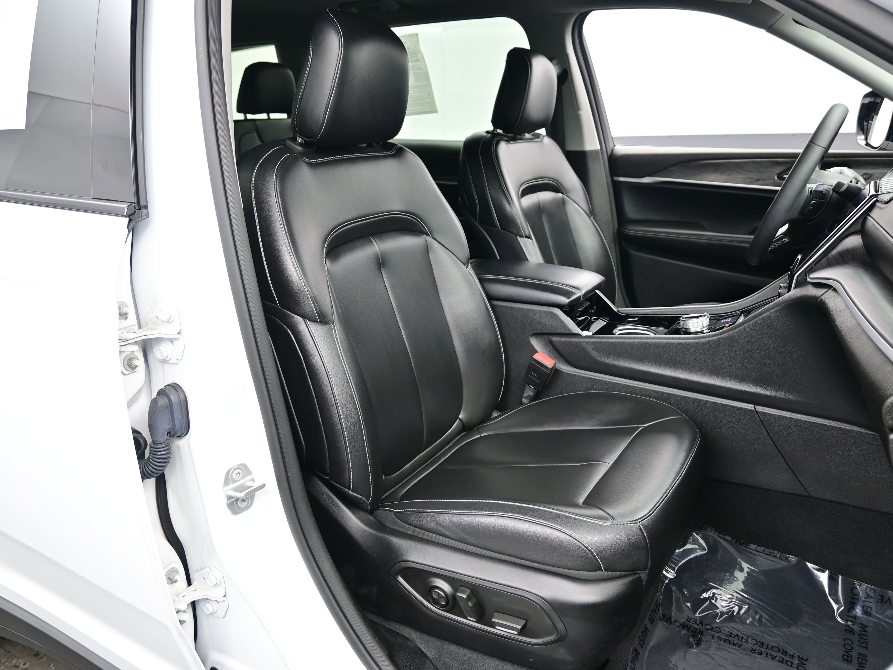 Used 2023 Jeep Grand Cherokee L Limited image 14