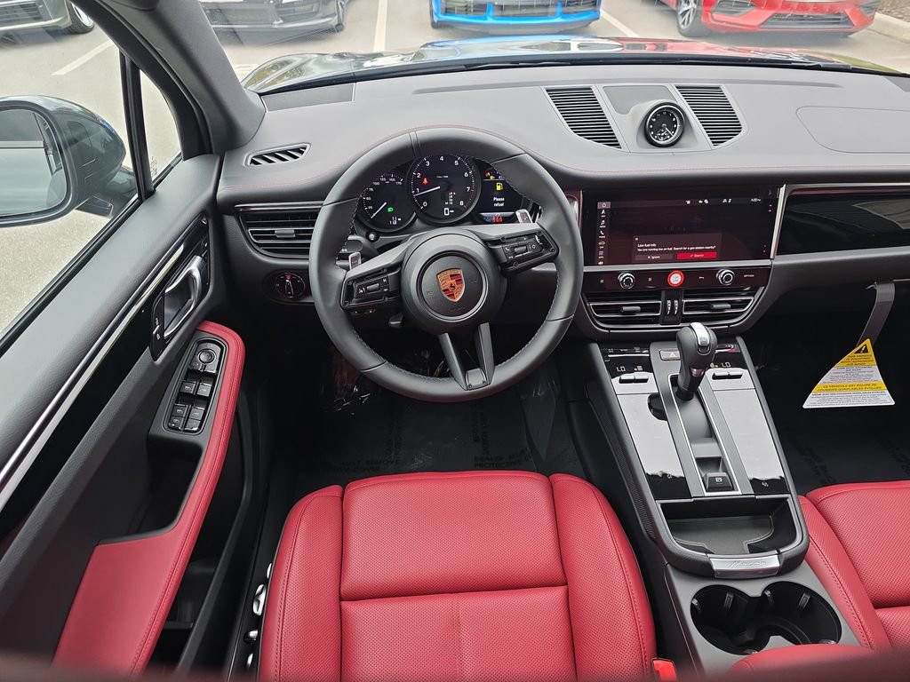New 2026 Porsche Macan image 21