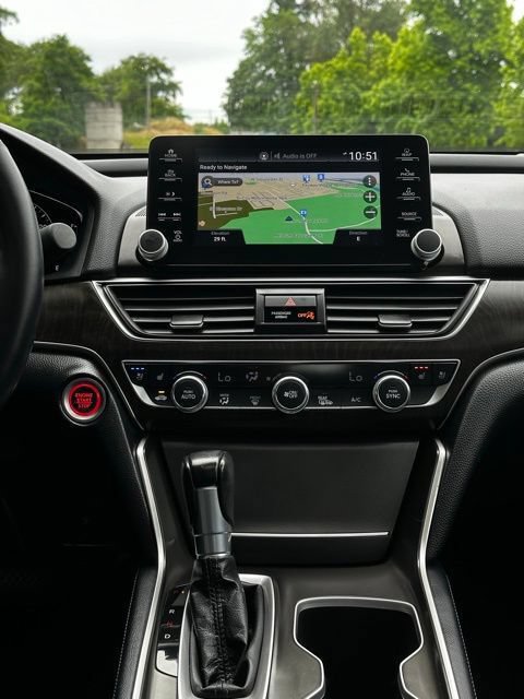 Used 2018 Honda Accord Touring image 27