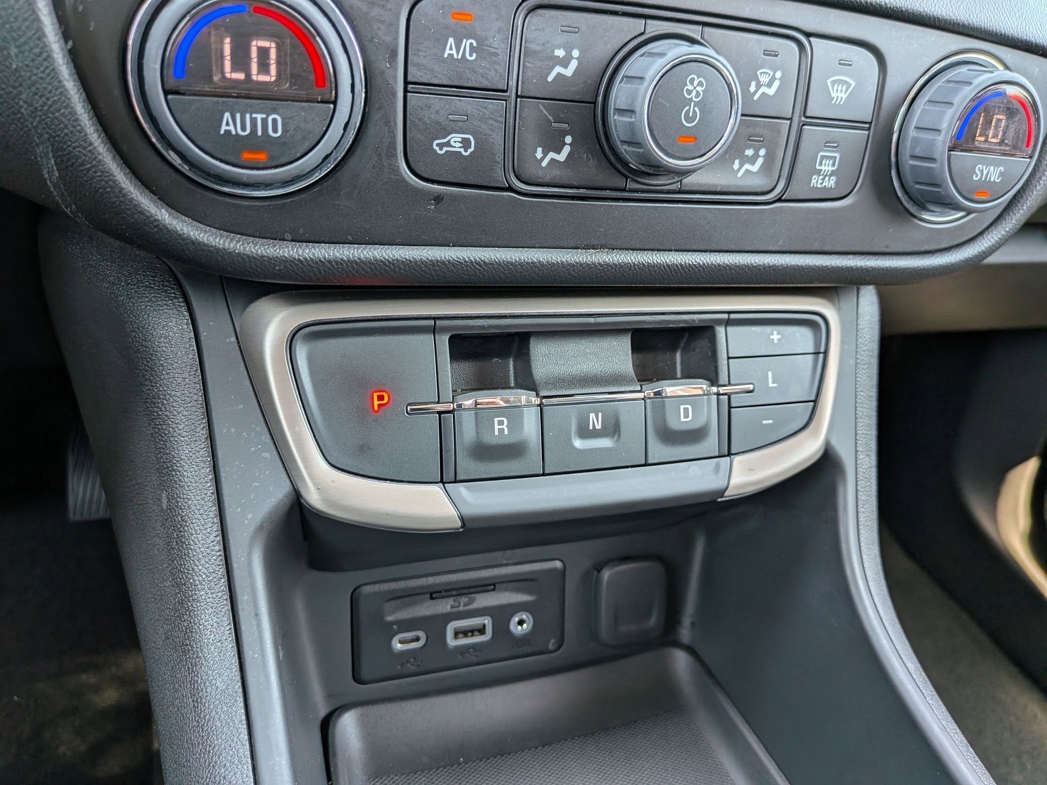 Certified 2023 GMC Terrain Denali AWD/4WD image 15