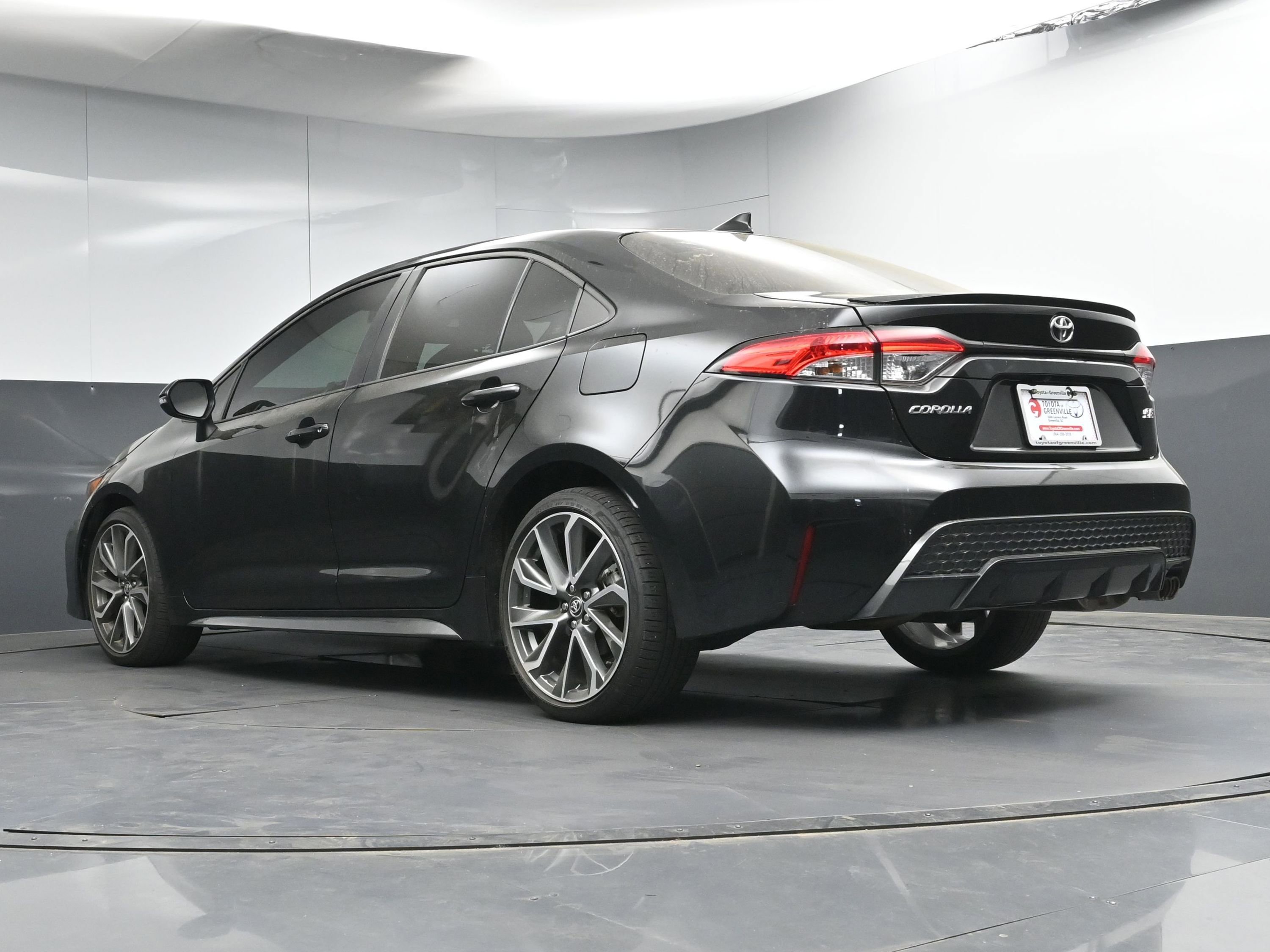 Used 2021 Toyota Corolla SE image 28