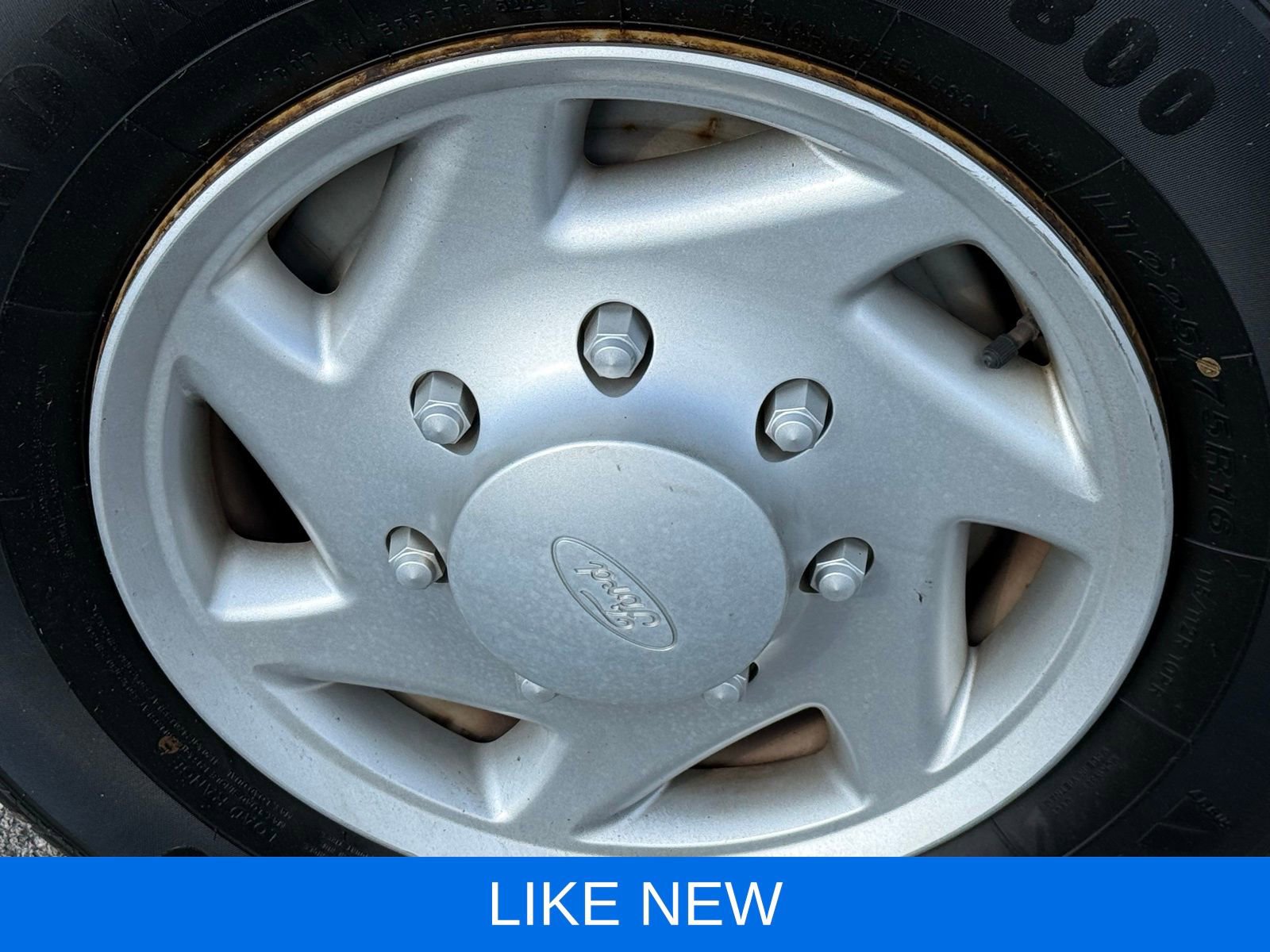 Used 2008 Ford E-350 and Econoline 350 XL RWD image 11
