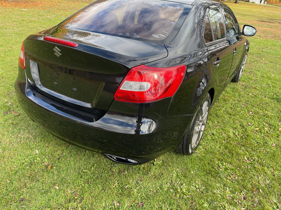 Used 2010 Suzuki Kizashi GTS FWD image 25