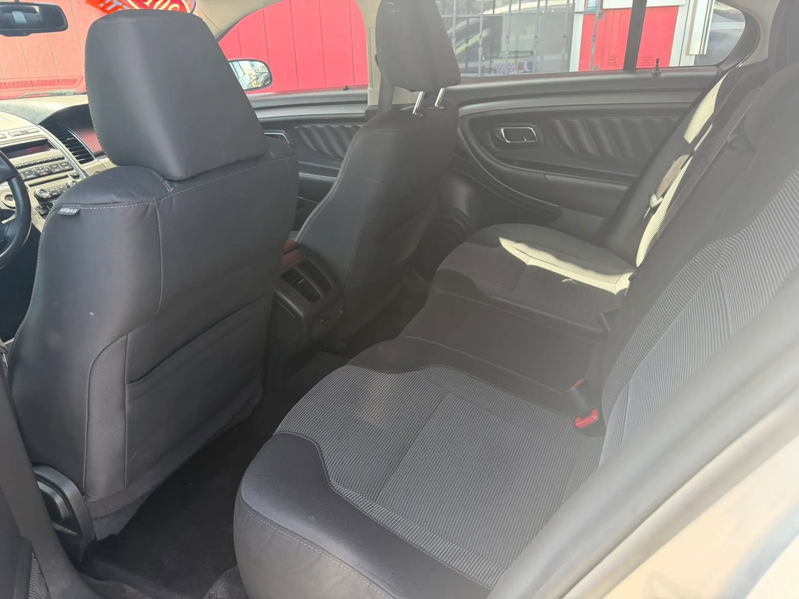 Used 2012 Ford Taurus SEL FWD image 4