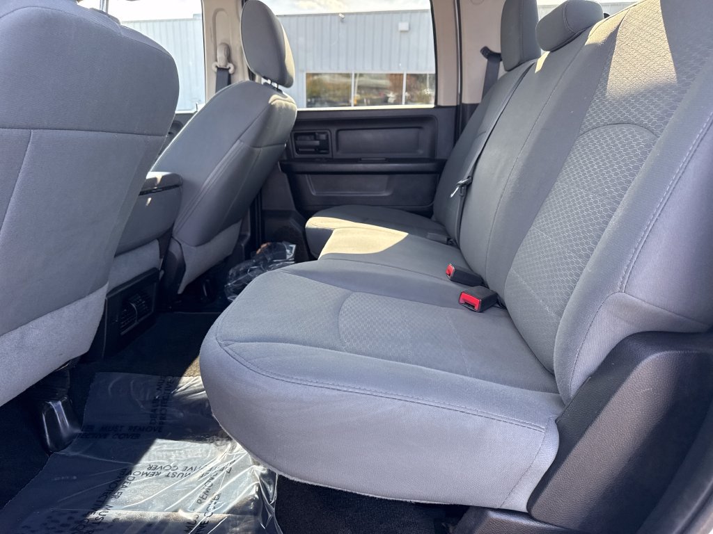 Used 2014 RAM 1500 ST w/ SXT Appearance Group AWD/4WD image 8