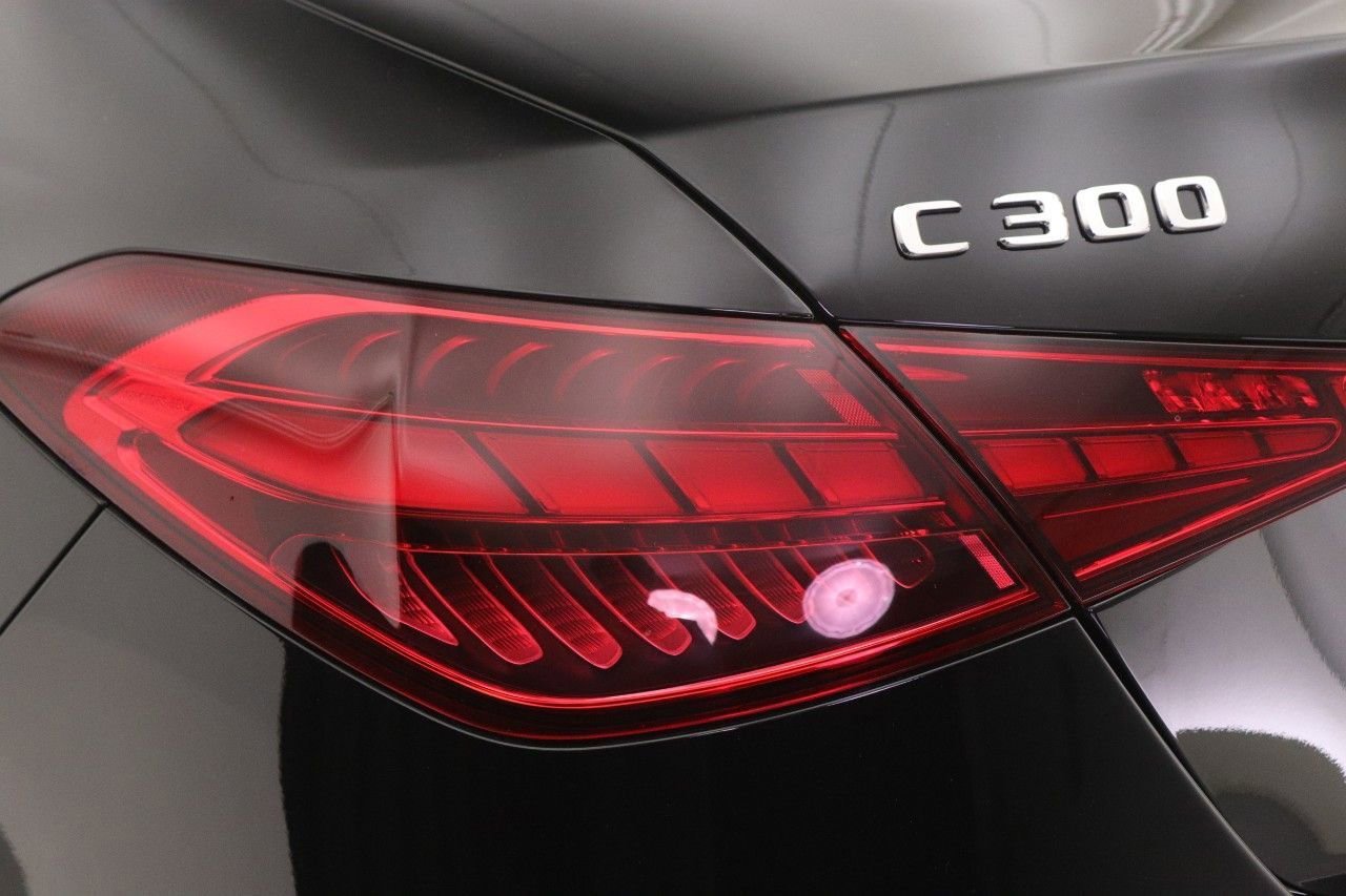 Certified 2025 Mercedes-Benz C 300 Sedan image 21