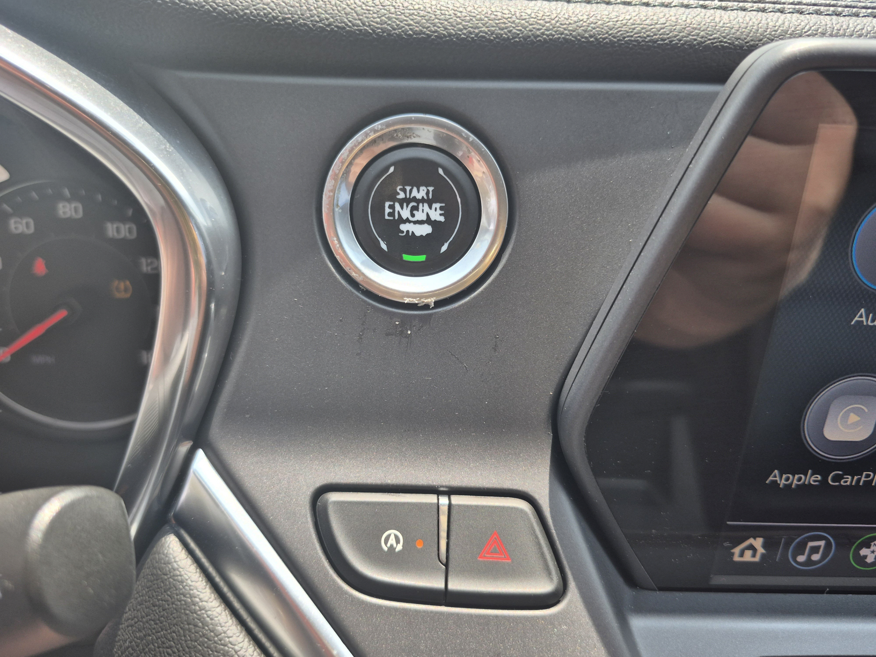 Used 2020 Chevrolet Blazer LT FWD image 31