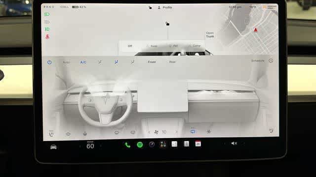 Used 2024 Tesla Model Y Performance AWD/4WD image 18