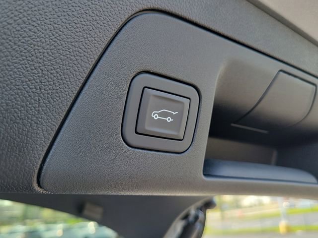 New 2026 Buick Envision Sport Touring image 9