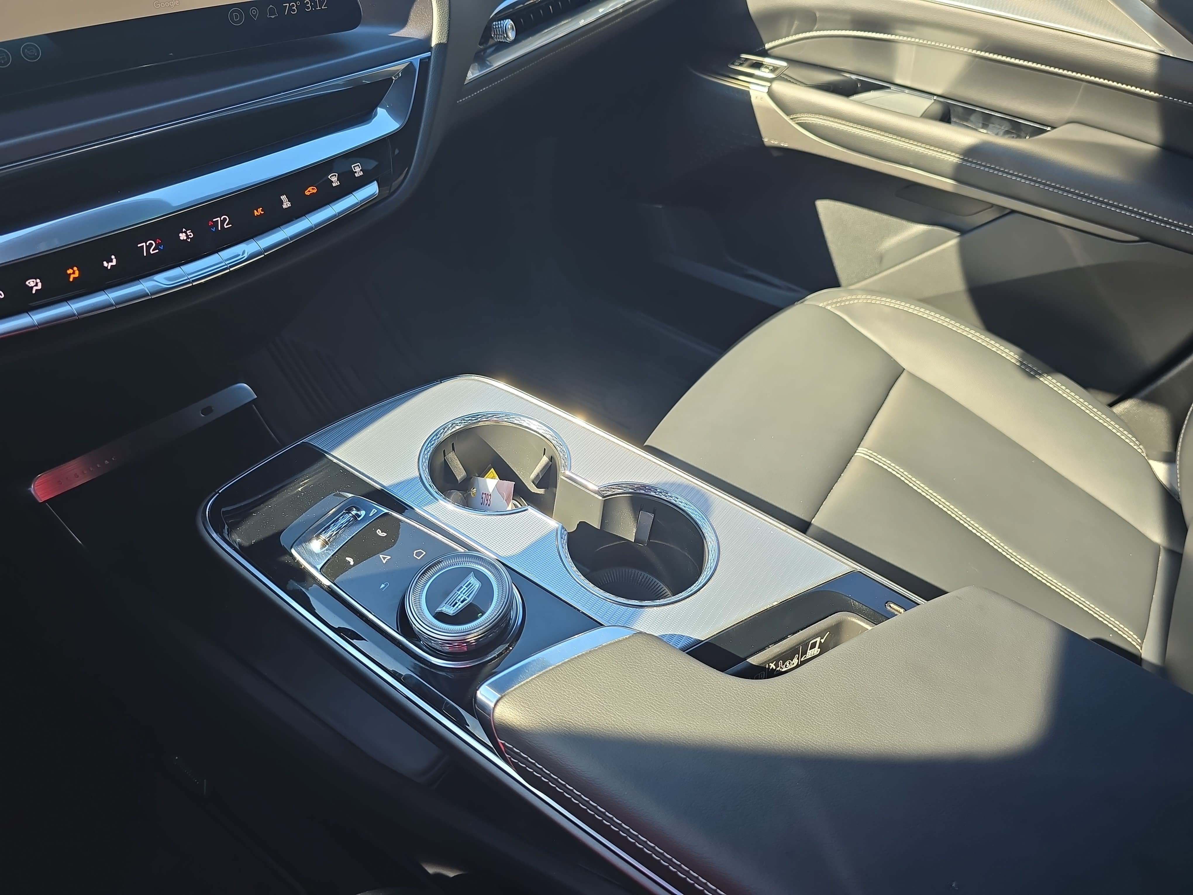 Certified 2024 Cadillac Lyriq Tech RWD image 24