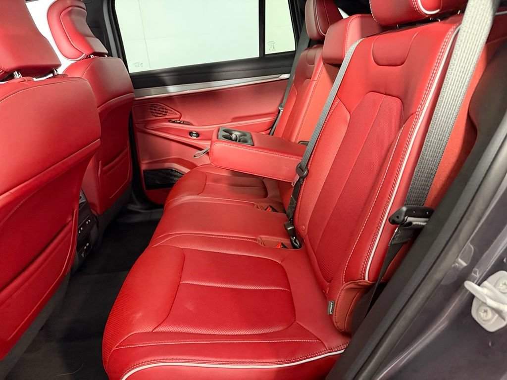 Used 2025 Jeep Wagoneer S Launch Edition AWD/4WD image 28