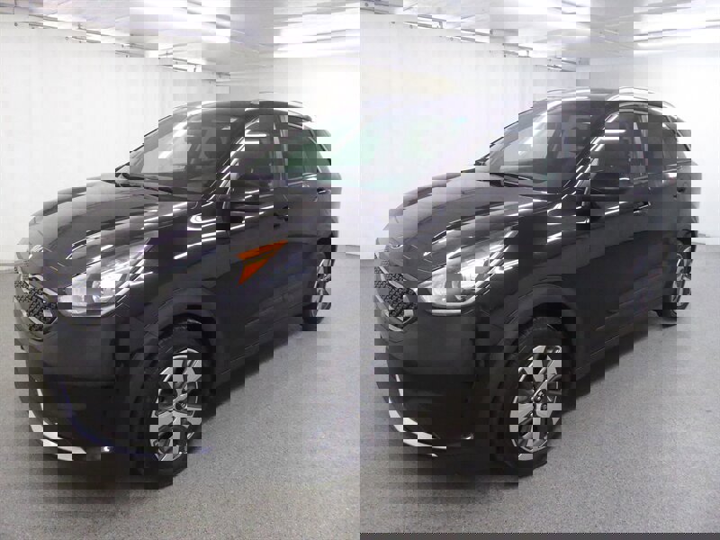 Used 2017 Kia Niro LX image 3