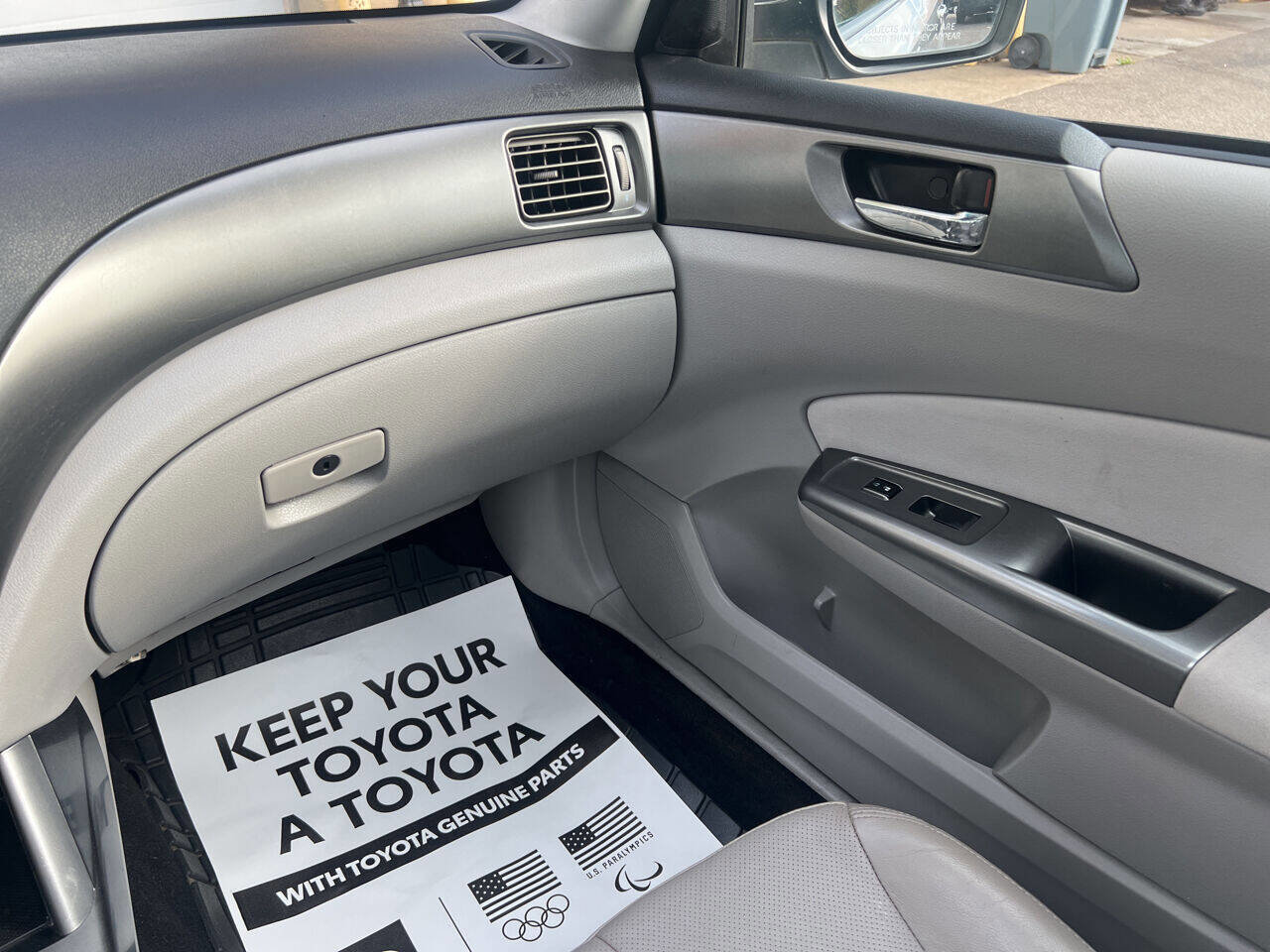 Used 2011 Subaru Forester 2.5X Limited image 22