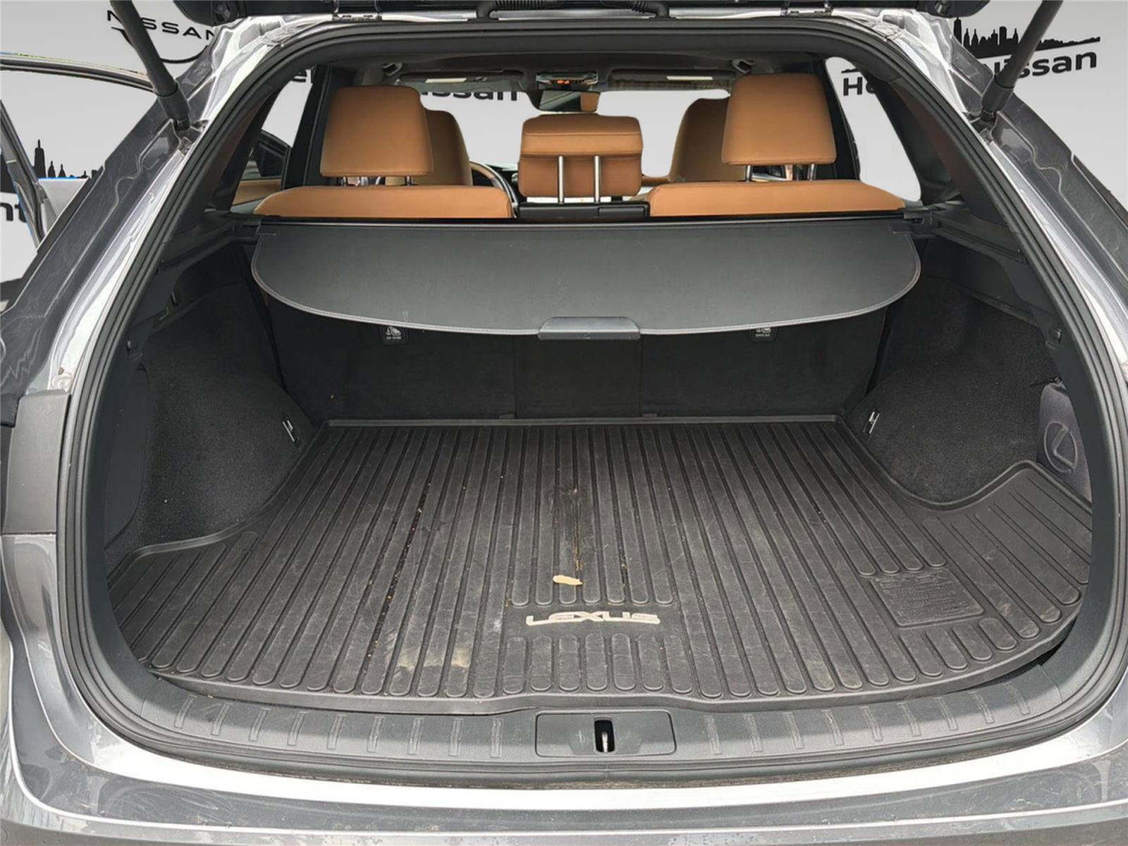 Used 2023 Lexus RX 350 Premium w/ Accessory Package AWD/4WD image 26