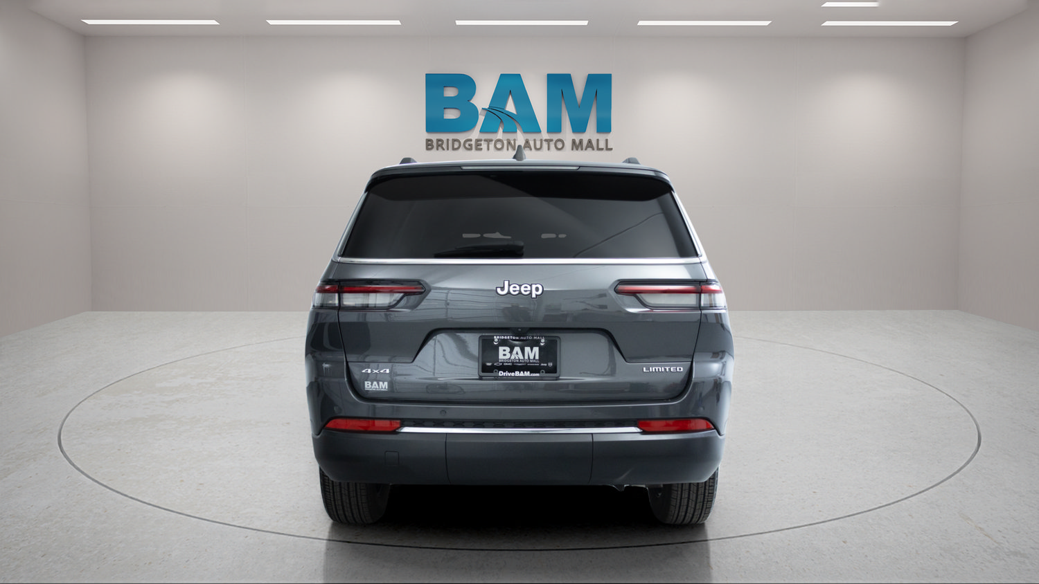 Used 2024 Jeep Grand Cherokee L Limited AWD/4WD image 6