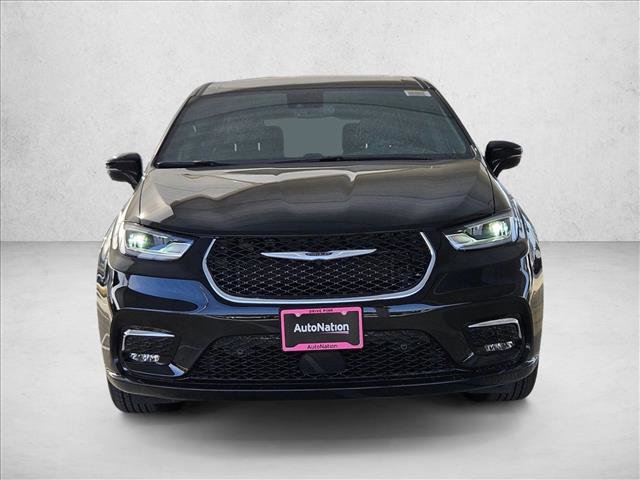 New 2026 Chrysler Pacifica Select FWD image 6