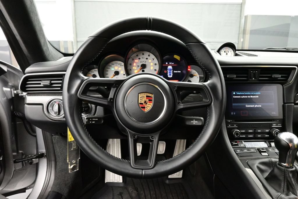 Used 2018 Porsche 911 GT3 RWD image 8