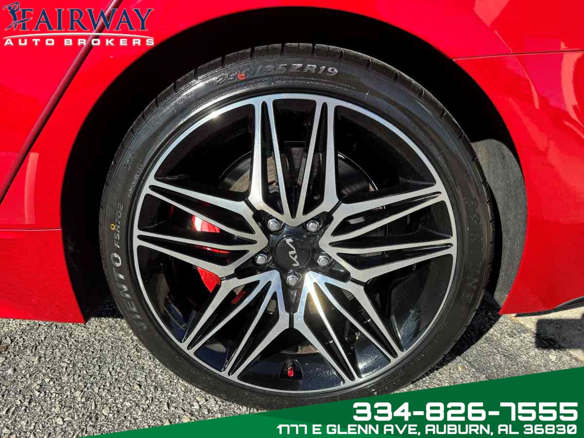 Used 2022 Kia Stinger GT2 image 32