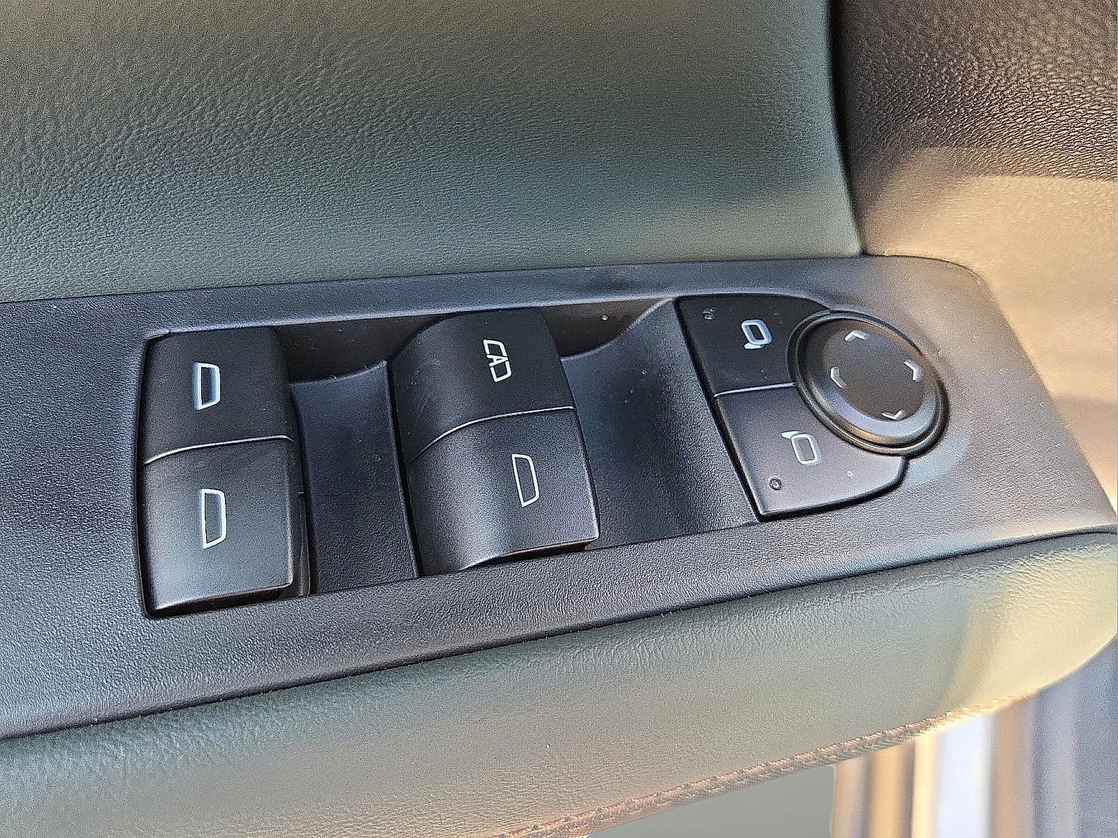 Used 2026 GMC Terrain AT4 w/ Technology Package II image 15