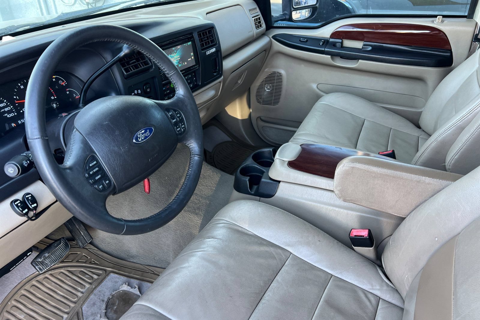 Used 2005 Ford Excursion Limited AWD/4WD image 11