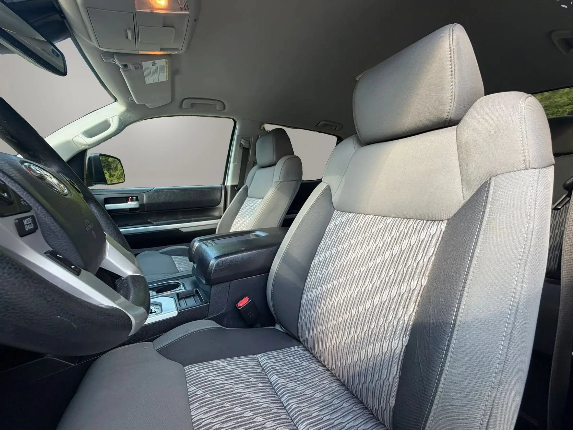 Used 2018 Toyota Tundra SR5 w/ SR5 Upgrade Package RWD image 11